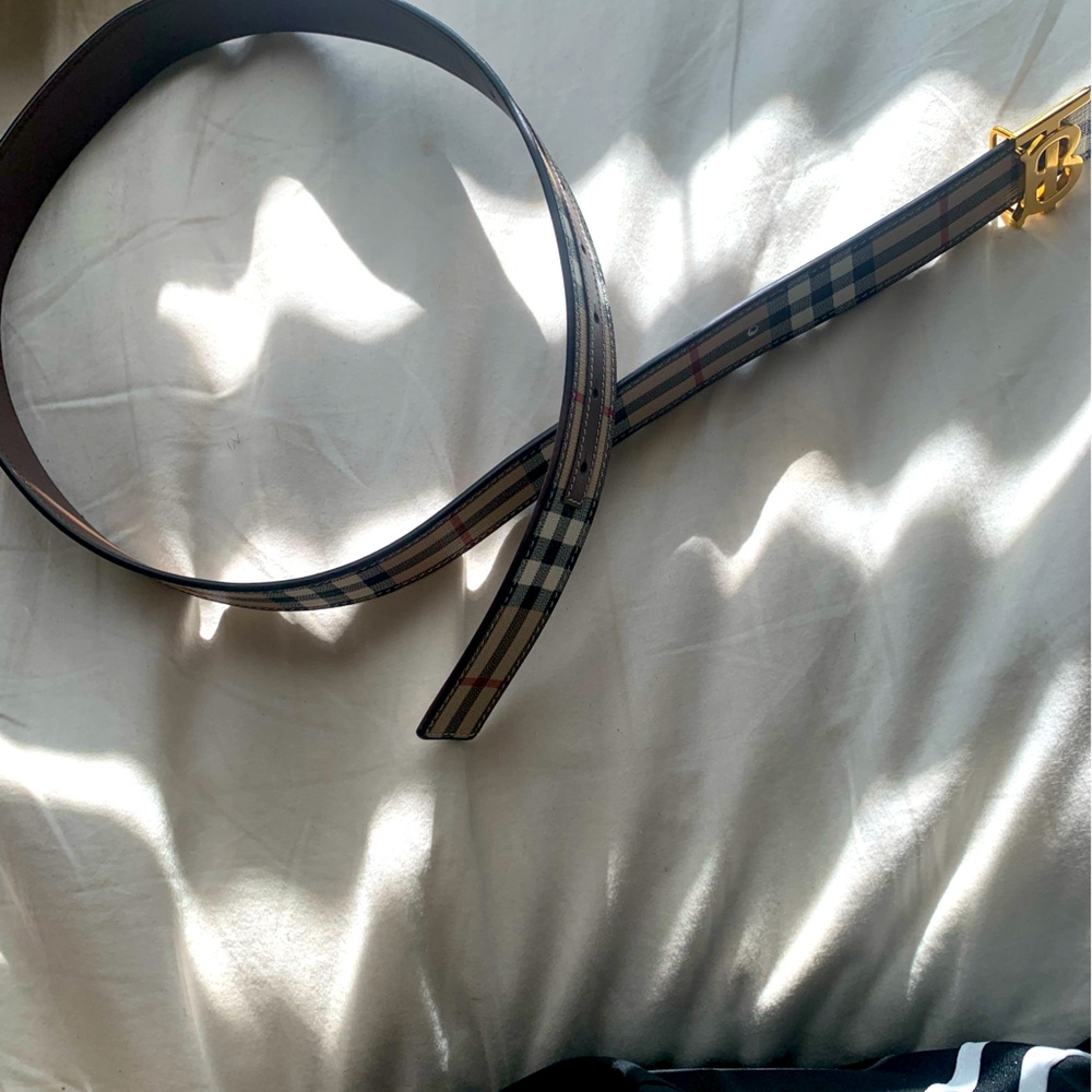 Burberry belt